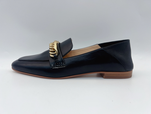 Таможня кожаных ботинок женщин Loafers моды плоская с цепью металла